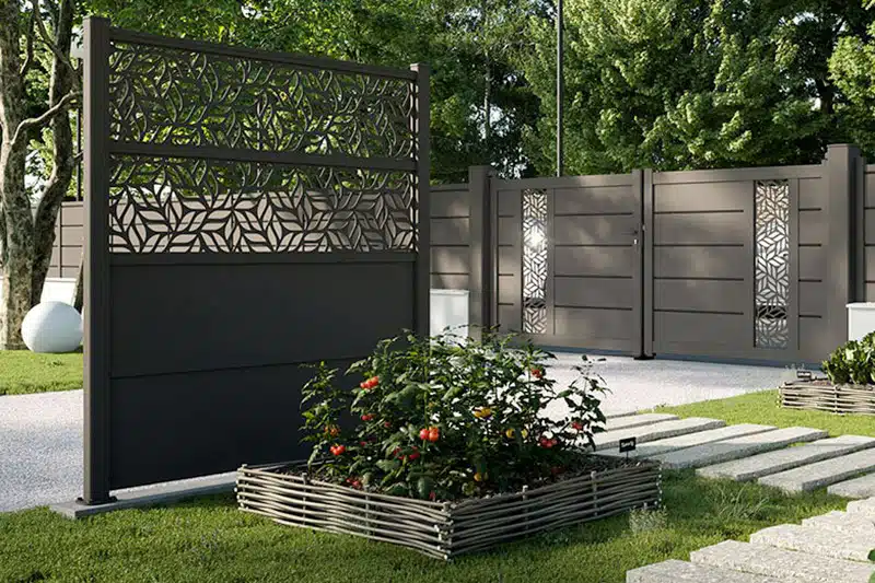 Habillage extérieur noir en aluminium