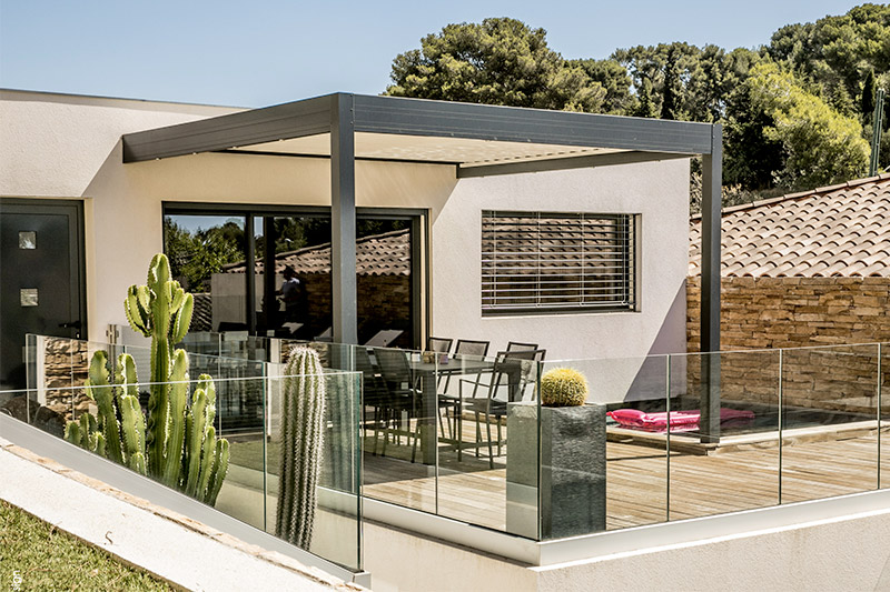 Pergola bioclimatique