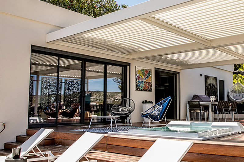 Pergola bioclimatique