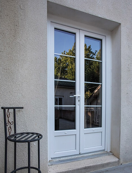 Porte-fenêtre blanche